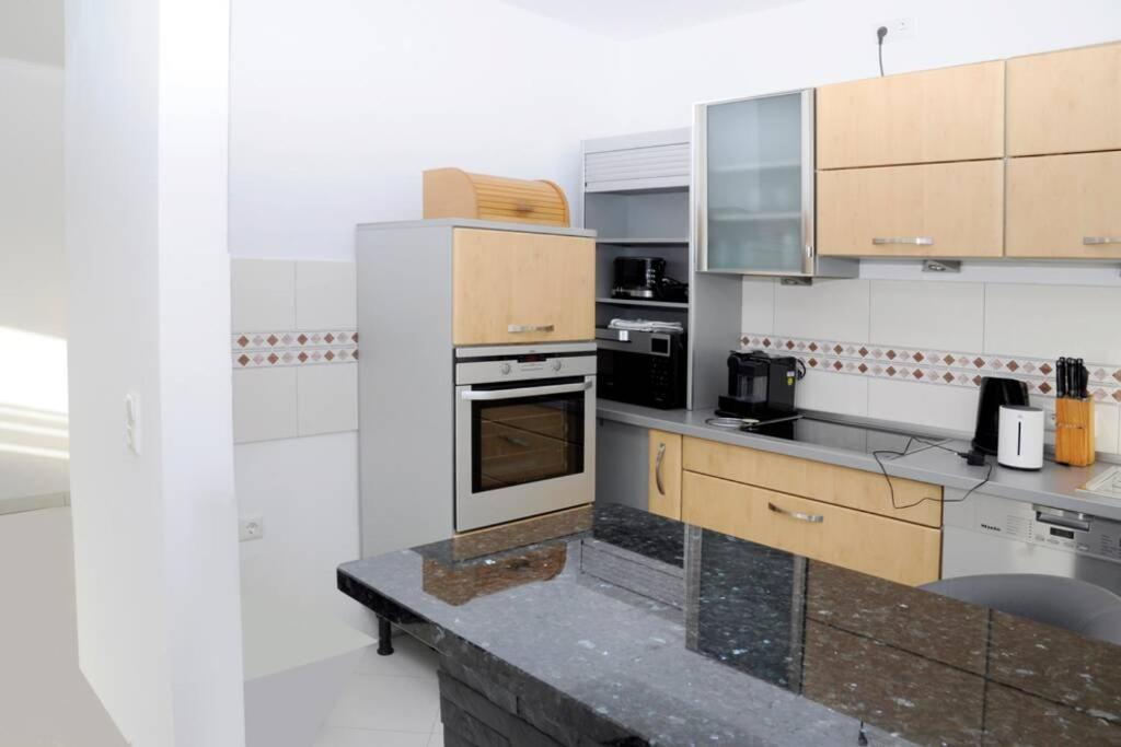 Traumhafte Kurstadt Apartment Moderne 2Zkb Balkon Pkw Stellplatz Bad Nauheim Bagian luar foto