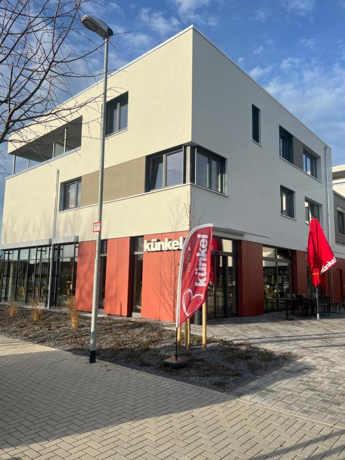 Traumhafte Kurstadt Apartment Moderne 2Zkb Balkon Pkw Stellplatz Bad Nauheim Bagian luar foto