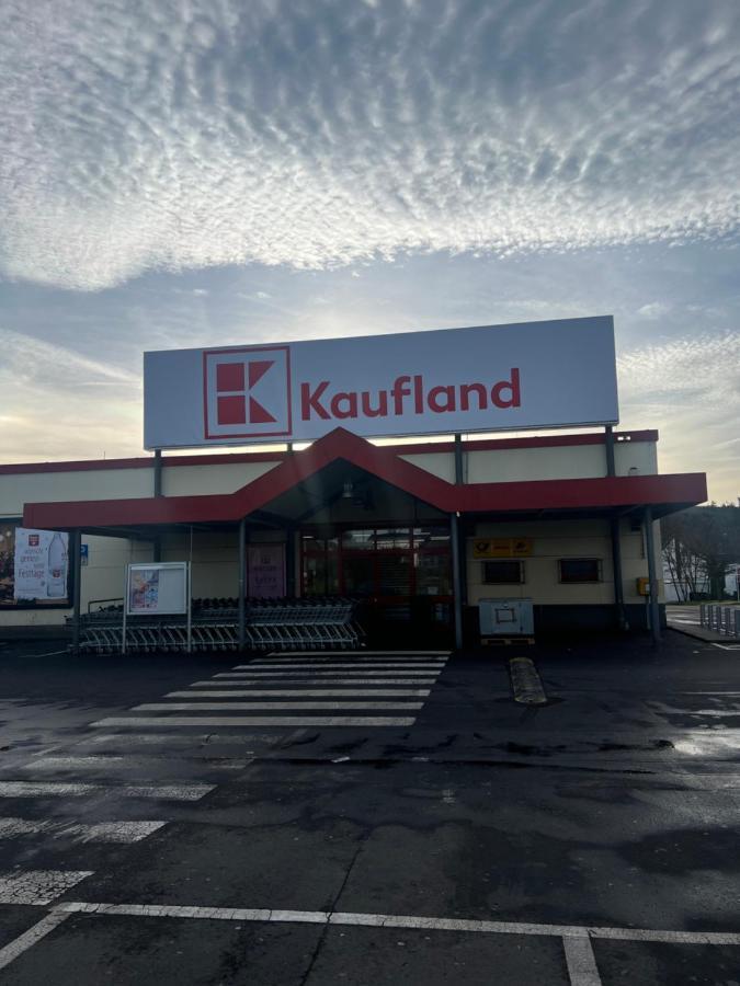 Traumhafte Kurstadt Apartment Moderne 2Zkb Balkon Pkw Stellplatz Bad Nauheim Bagian luar foto