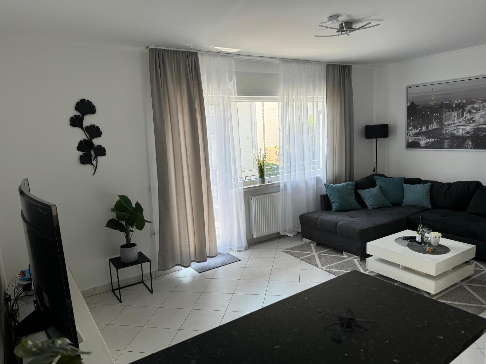 Traumhafte Kurstadt Apartment Moderne 2Zkb Balkon Pkw Stellplatz Bad Nauheim Bagian luar foto